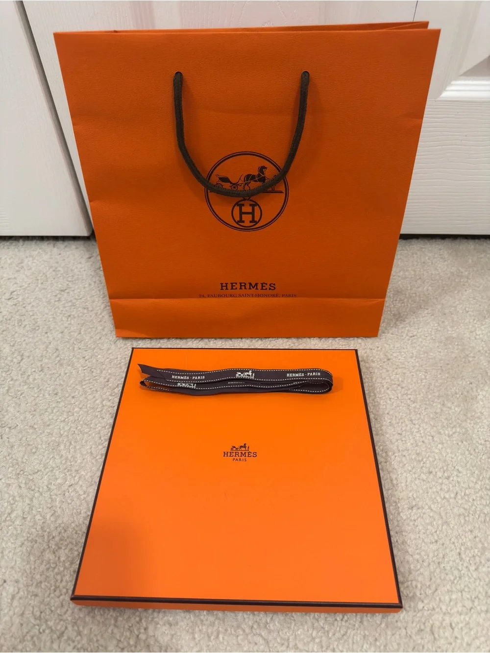Hermes 90cm Tous En Selle - Cream & Orange Scarf